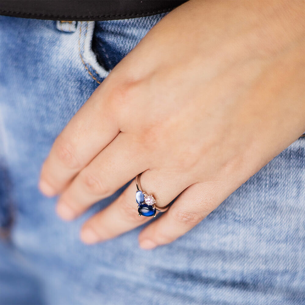 Ring Silber Cabuchon Zirkonia Gisser R475B an Hand