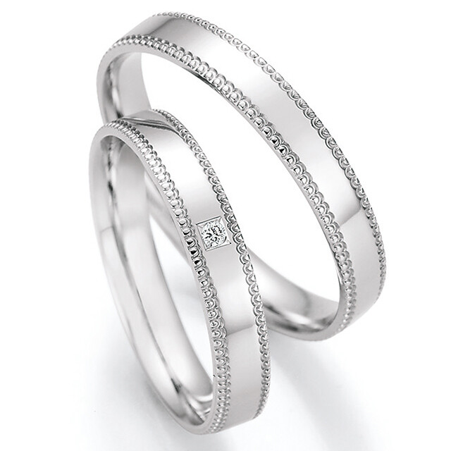 Collection Ruesch Trauringe Weißgold 66/61150 & 66/61160 mit Perlfuge