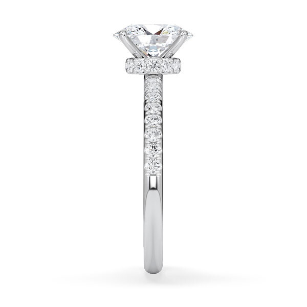 Ring Veiled Halo Oval Diamant Weißgold Rubin 1983
