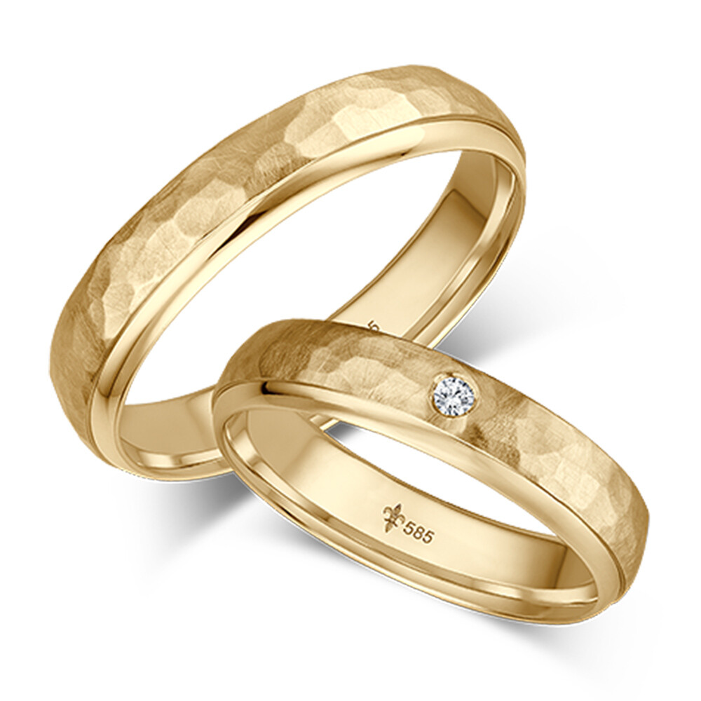 Giloy Trauringe Daphne Gelbgold gehämmert TR-0-00075 & TR-1-00075