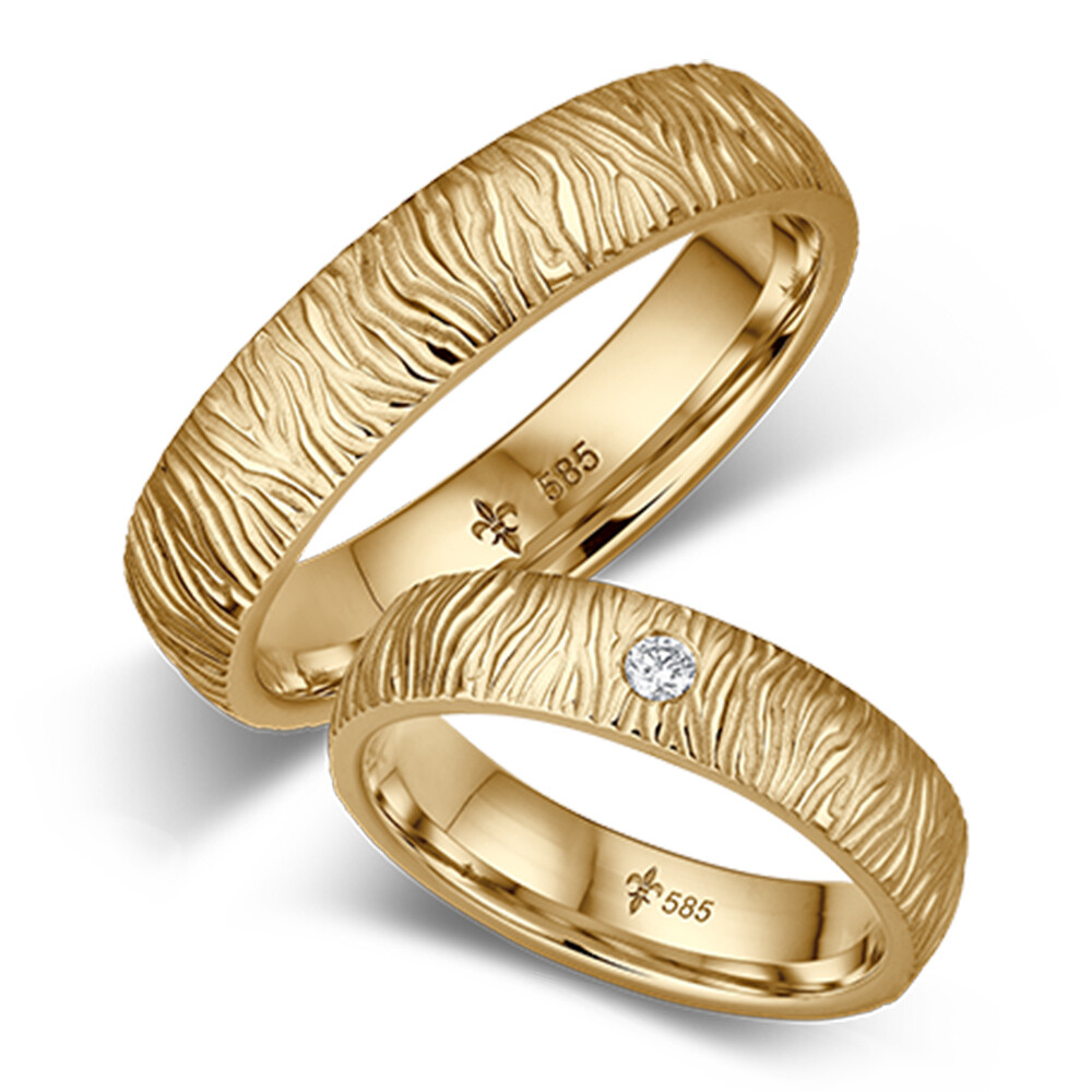 Giloy Trauringe Marianne Gelbgold mit Struktur Brillant